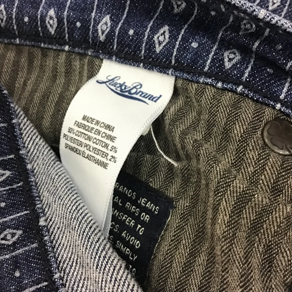 Lucky Brand women’s Heart of Blue Jeans Size‎ 12 31